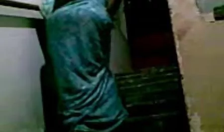 Danica Collins dalam mobil bokep istri selingkuh dengan mertua