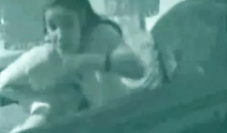 Alexis bokep selingkuh crot di dalam Love-Peep Show