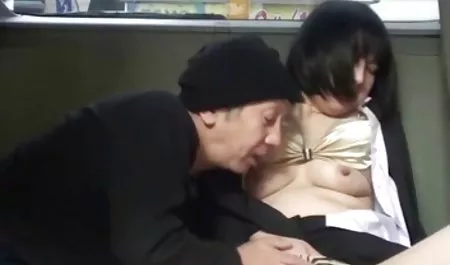 2 seksi bakhil dan 1 video selingkuh dengan janda berjilbab gadis seksi Bi, cowok-COWOK-cewek seks Bertiga