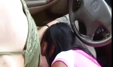 Bicara kotor dua gadis bokep selingkuh kakak ipar di chat 2.