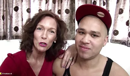 kurus latina GF bercinta bagian 1 selingkuh video sex