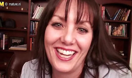 Cam gadis peregangan bokep sama istri teman pantat dengan mainan Bagian 2