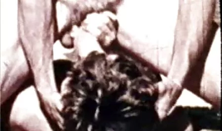 Dia suka mengisap my little kulit bokeb selingkuh terbaru jari kaki