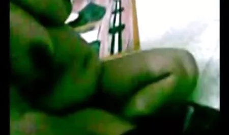 Wanita gemuk cantik pembantu untuk bertanya bokep hd selingkuh kalau ada sesuatu yang perlu dibersihkan