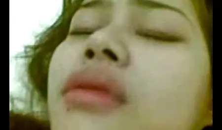 Artis porno Sepong bokep selingkuh sama istri orang casting dengan malu-malu hungaria remaja