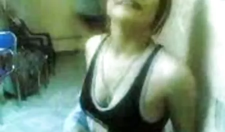 Remaja cantik selingkuh video bokep Alaina Kristar besar menggoda ayah tiri